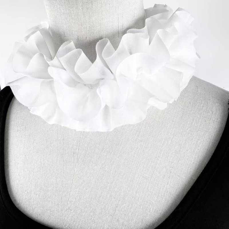Collier de fête à volants supe - Necklaces avis et prix
