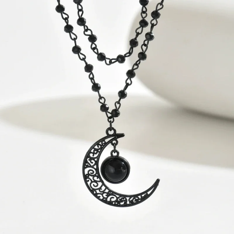 Collier pendentif croissant de - Layered Pendant Necklace Aesthetic avis et prix