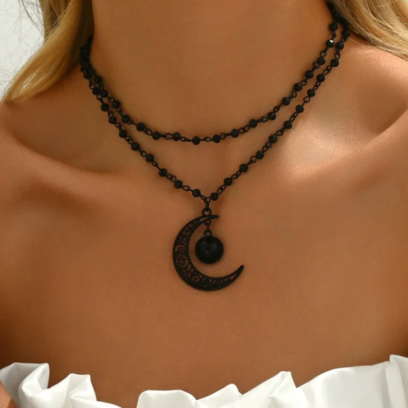 Collier pendentif croissant de - Layered Pendant Necklace Aesthetic avis et prix