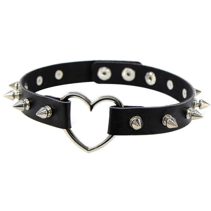 Collier ras du cou en cuir Pun - Goth Punk Spike Choker avis et prix